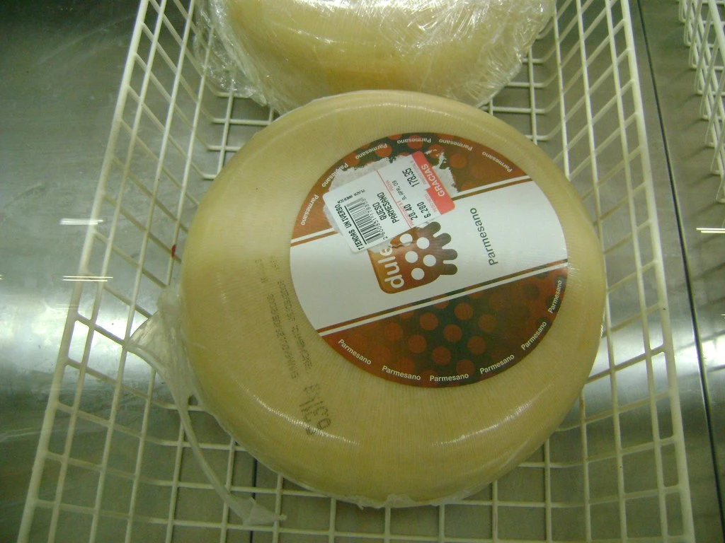 Queso parmesano (3kg)'s foto | Mercadito DEMO |  BizneCubano